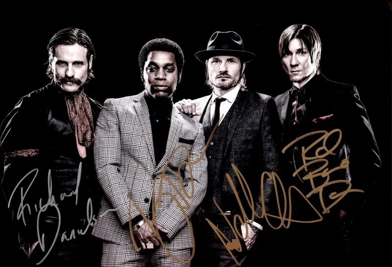 Vintage Trouble — Vintage Trouble Band Authentic signed rock 10x15 photo W/Cert Autographed 26-b