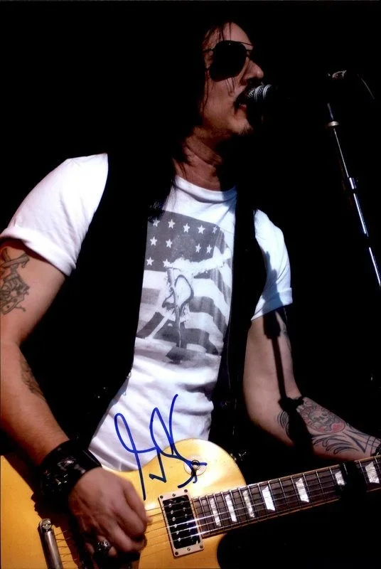 Gliby Clarke — Gliby Clarke Guns N Roses Authentic signed rock 10X15 photo |Cert Autographed B5