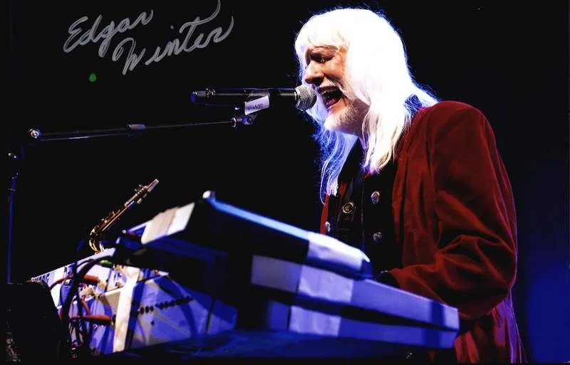 Edgar Winter — Edgar Winter authentic signed rock 10X15 photo W/Certificate Autographed (A0002)