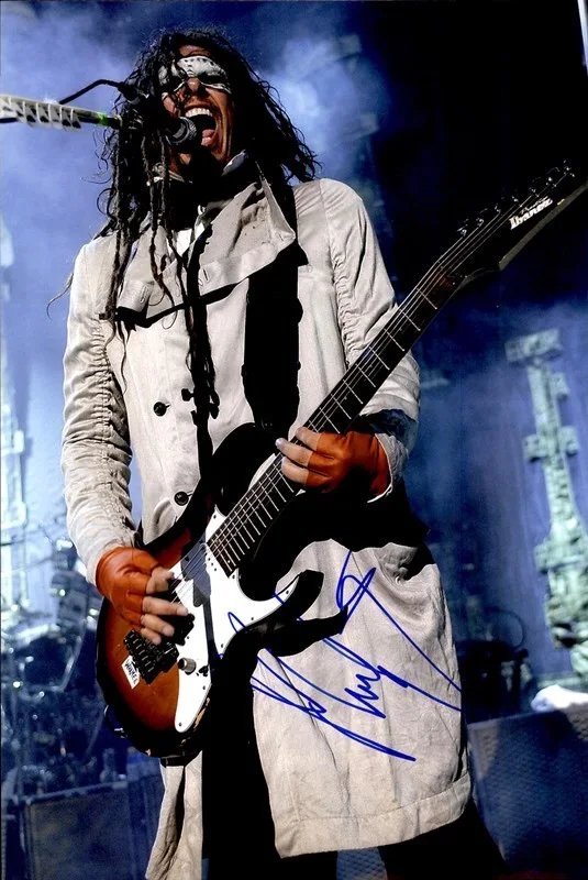 Munky — Munky Korn Authentic signed Rock 10x15 photo W/Certificate Autographed (26-f)