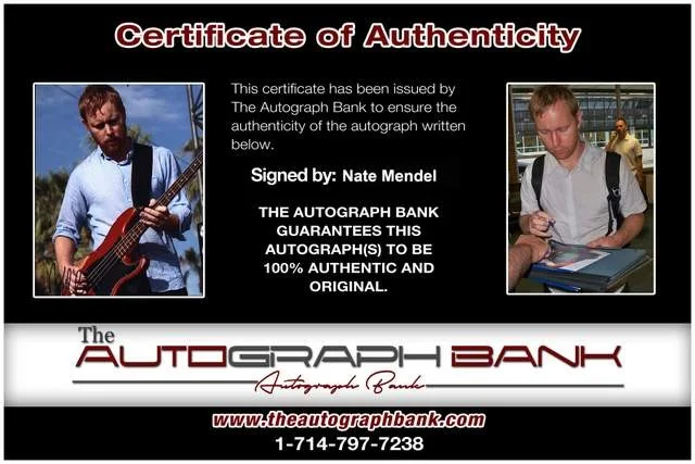 Nate Mendel — Nate Mendel of Foo Fighters authentic signed Rock 8x10 photo W/Certificate 74, изображение 2