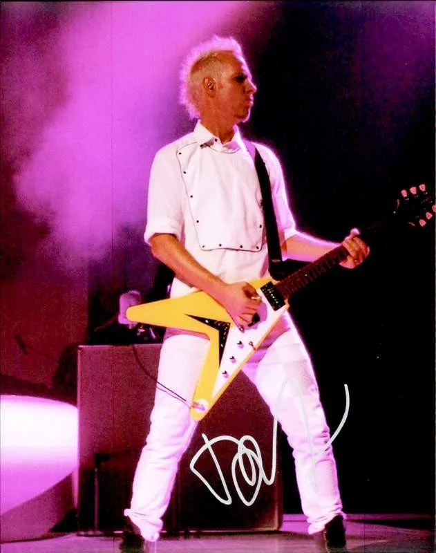 Tom Dumont — No Doubt Tony Dumont authentic signed rock 8x10 photo W/Cert Autographed A0001