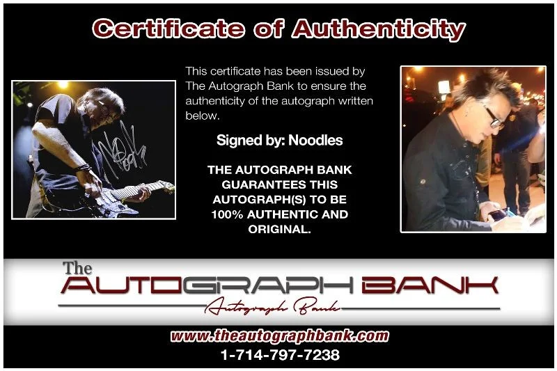 Noodles — Noodles Band Authentic signed rock 8x10 photo W/Cert Autographed 1182016-b, изображение 2