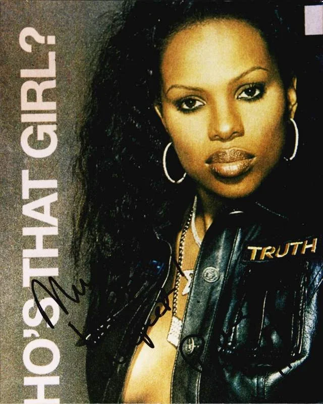 Truth Hurts — Truth Hurts authentic signed rap 8x10 photo W/Certificate Autographed (A00294)
