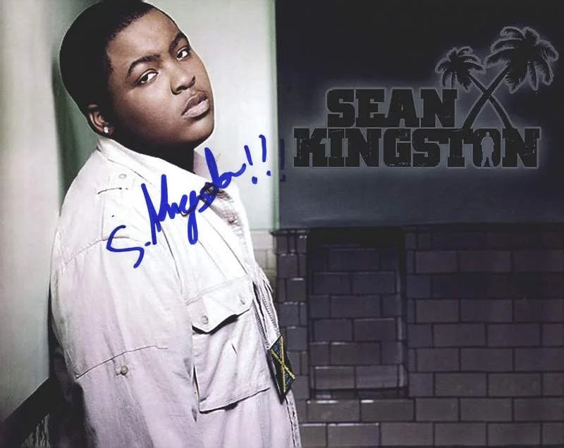 Sean Kingston — Sean Kingston authentic signed rap 8x10 photo W/Certificate Autographed (A1046)