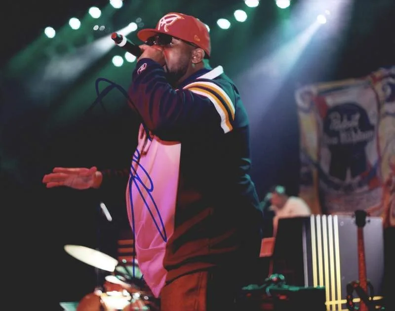 Raekwon Da Chef — Wu Tang Clan Raekwon signed rap 8x10 photo W/Certificate Autographed (A1012)