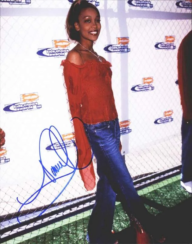 Monica Arnold — Monica Arnold authentic signed rap 8x10 photo W/Certificate Autographed (A00167)