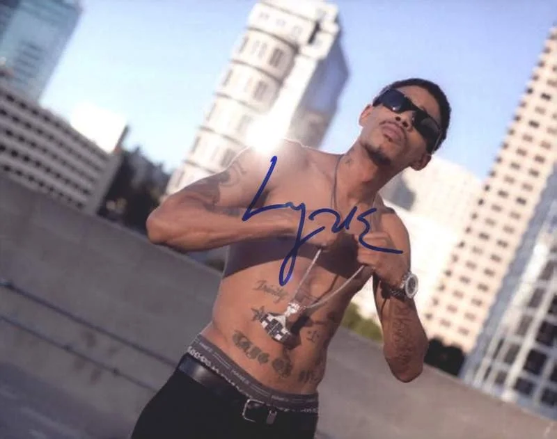 Layzie Bone — Layzie Bone Thugs N Harmony signed rap 8x10 photo W/Cert Autographed (A0831)