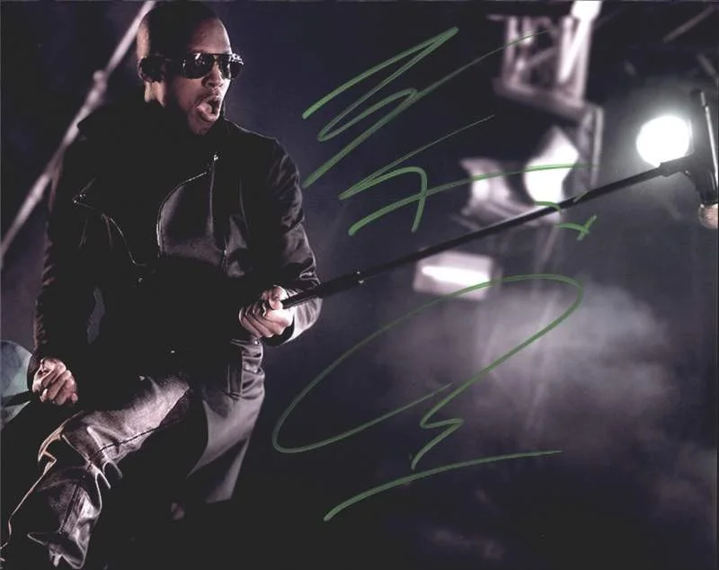 Lupe Fiasco — Lupe Fiasco authentic signed rap 8x10 photo W/Certificate Autographed (A0891)