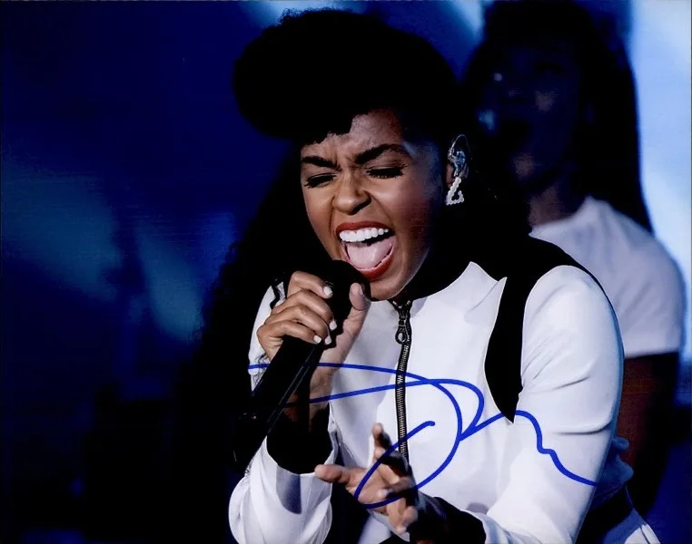 Janelle Monae — Janelle Monae authentic signed RAPPER 8x10 photo W/ Certificate Autographed 26-g