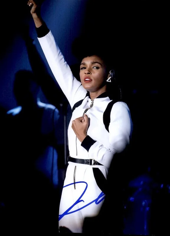 Janelle Monae — Janelle Monae authentic signed RAPPER 8x10 photo W/ Certificate Autographed 26-c