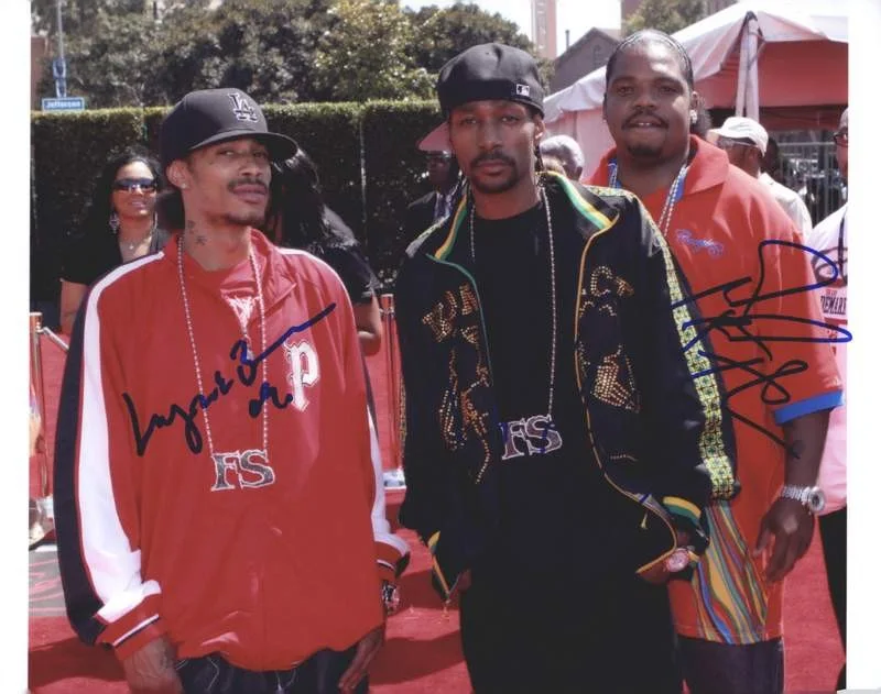 Krayzie & Layzie & Wish Bone — Krayzie Layzie Wish Bone Thugs N Harmony signed 8x10 photo W/Cert Autograph 0663
