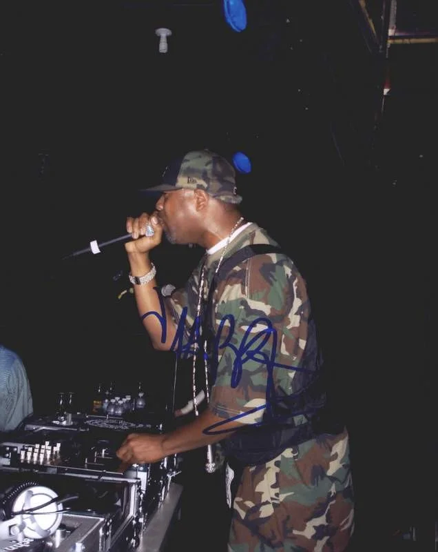 Cappadonna — Wu-Tang Clan Cappadonna signed rap 8x10 photo W/Certificate Autographed (A0146)