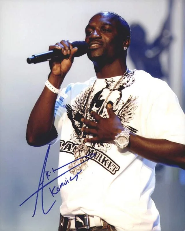 Akon — Akon authentic signed rap 8x10 photo W/Certificate Autographed (A0000)