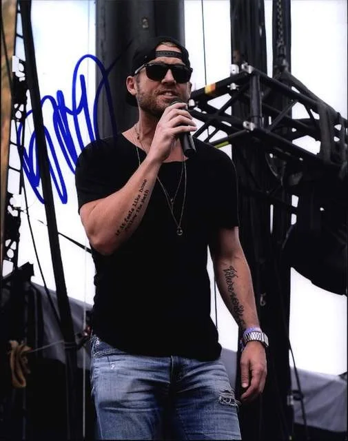 Brett Young — Brett Young authentic signed country 8x10 photo W/Cert Autographed (A20180137)