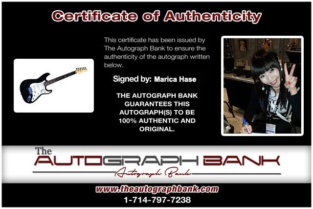 Marica Hase — Marica Hase signed adult film star guitar -PROOF- -CERTIFICATE- 1, изображение 2