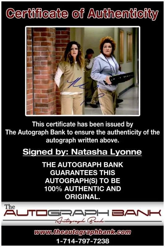 Natasha Lyonne — Natasha Lyonne authentic signed celebrity 11X14 photo W/Cert Autographed A0005, изображение 2