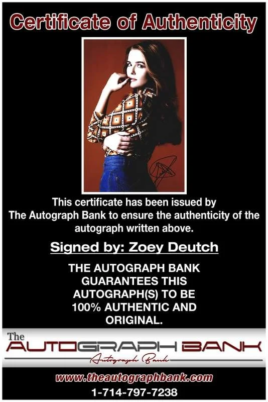 Zoey Deutch — Zoey Deutch authentic signed celebrity 10x15 photo W/Cert Autographed A000150, изображение 2