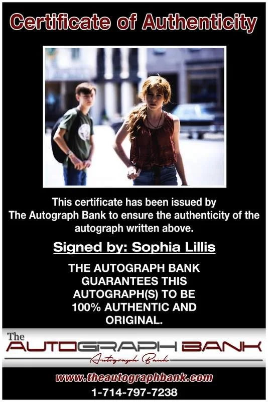 Sophia Lillis — Sophia Lillis authentic signed celebrity 11X14 photo W/Cert Autographed A0001, image 2