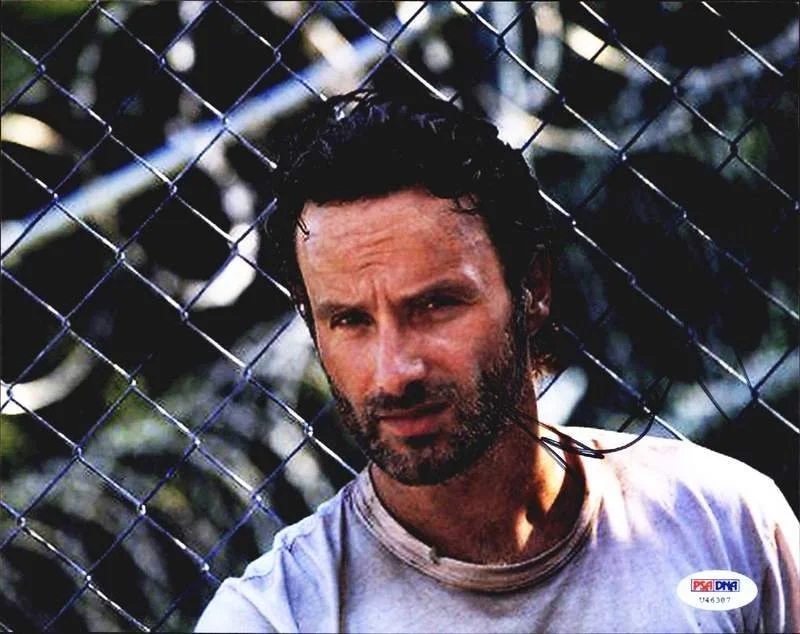 Andrew Lincoln — Andrew Lincoln PSA/DNA authentic signed 8x10 photo |CERT Autographed B0001