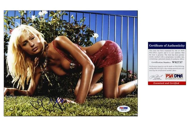 Paris Hilton — Paris Hilton PSA/DNA authentic signed model 8x10 photo W/Cert Autographed A0001, image 2