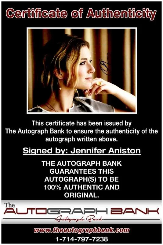 Emily Vancamp — Emily Vancamp authentic signed celebrity 11X14 photo W/Cert Autographed A0007, изображение 2