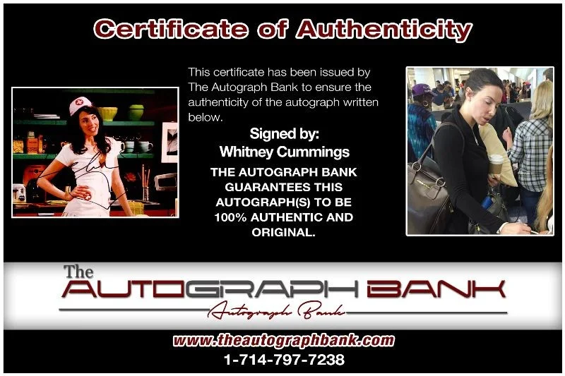 Whitney Cummings — Whitney Cummings authentic signed celebrity 10x15 photo |CERT Autographed 2616a, изображение 2