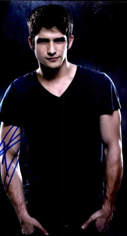 Tyler Posey — Tyler Posey authentic signed celebrity 8x10 photo W/Cert Autographed 2616h
