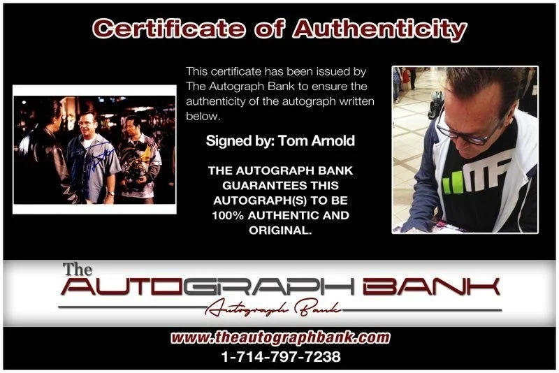 Tom Arnold — Tom Arnold authentic signed celebrity 8x10 photo W/Cert Autographed C50, image 2