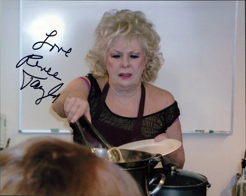 Renee Taylor — Renee Taylor authentic signed celebrity 8x10 photo W/Cert Autographed C1