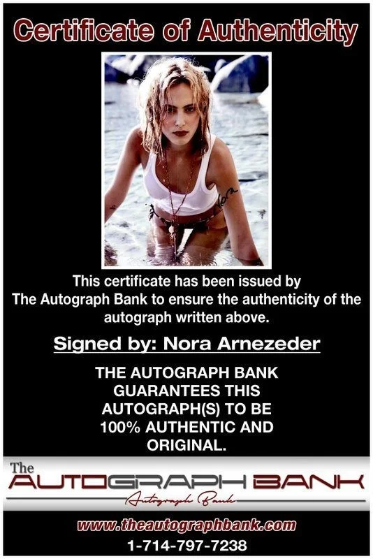 Nora Arnezeder — Nora Arnezeder authentic signed celebrity 8x10 photo W/Cert Autographed C7, изображение 2