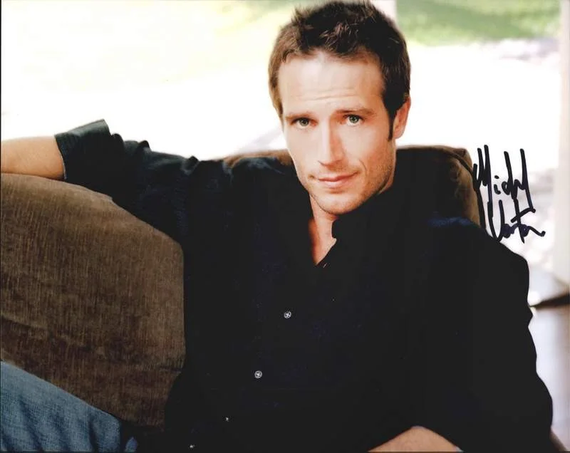 Michael Vartan — Michael Vartan authentic signed celebrity 8x10 photo W/Cert Autographed B0023