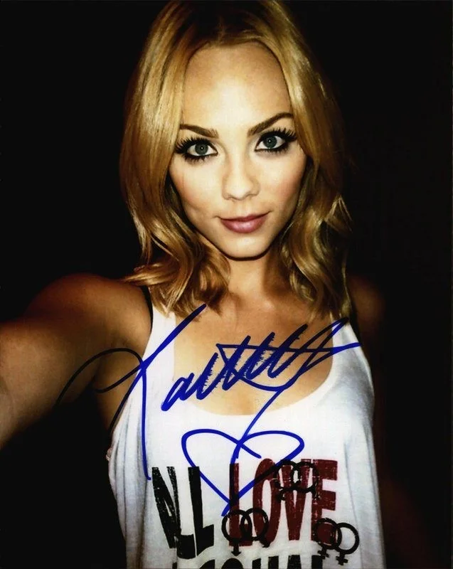 Laura Vandervoort — Laura Vandervoort authentic signed celebrity 8x10 photo W/Cert Autographed D8