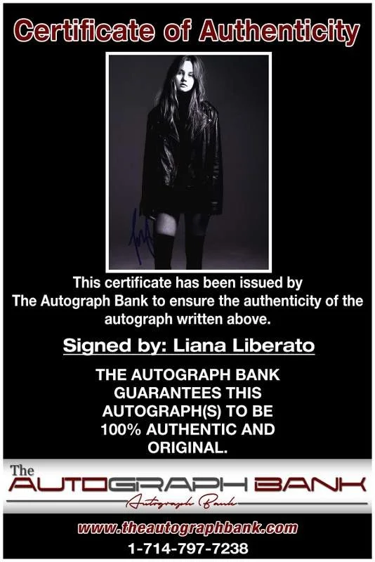 Liana Liberato — Liana Liberato authentic signed celebrity 8x10 photo W/Cert Autographed A0009, image 2