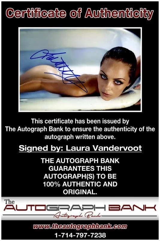 Laura Vandervoot — Laura Vandervoot authentic signed celebrity 8x10 photo W/Cert Autographed C1, изображение 2