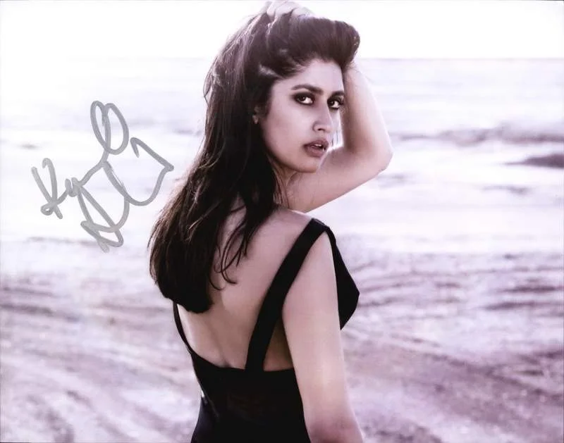 Karishma Ahluwalia — Karishma Ahluwalia authentic signed celebrity 8x10 photo W/Cert Autographed A3