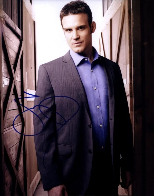 Eddie McClintock — Eddie McClintock authentic signed celebrity 8x10 photo |CERT Autographed 13256b8