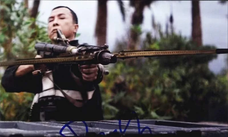 Donnie Yen — Donnie Yen authentic signed celebrity 8x10 photo W/Cert Autographed B0002