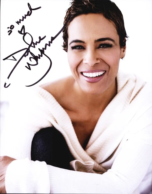 Daphne Wayans — Daphne Wayans authentic signed celebrity 8x10 photo W/Cert Autographed 51816g1