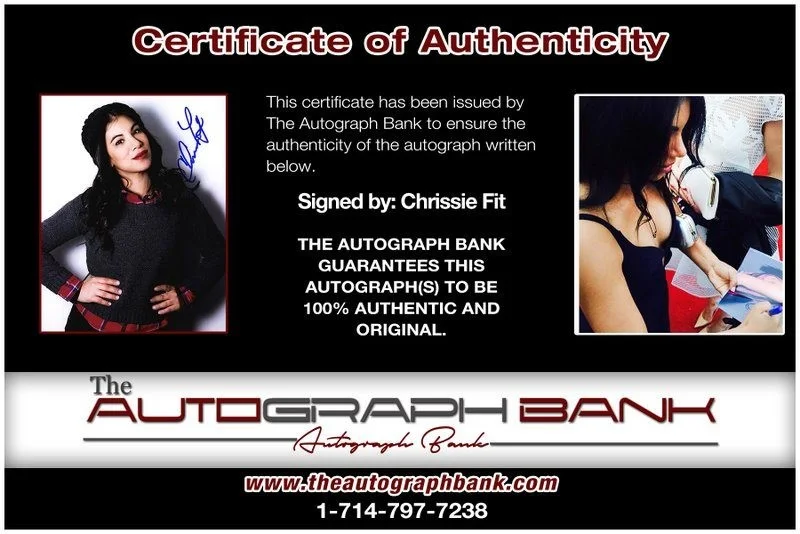 Chrissie Fit — Chrissie Fit authentic signed celebrity 8x10 photo W/Cert Autographed D3, image 2