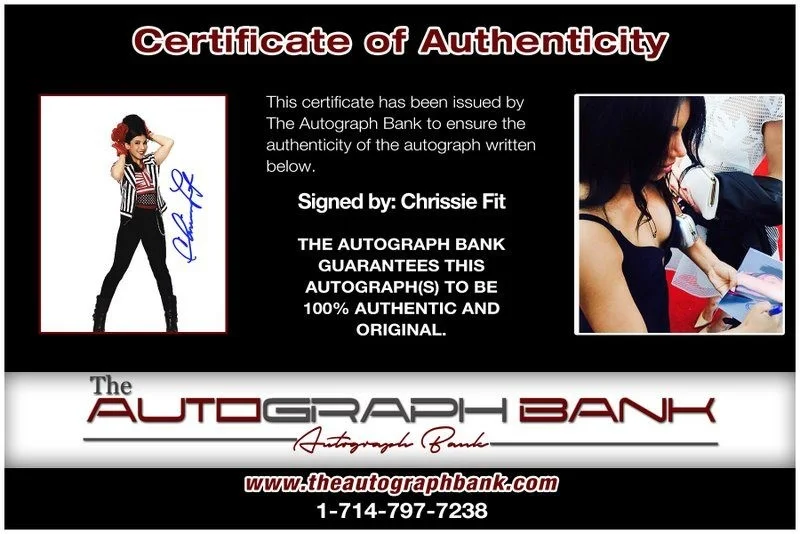 Chrissie Fit — Chrissie Fit authentic signed celebrity 8x10 photo W/Cert Autographed D4, изображение 2
