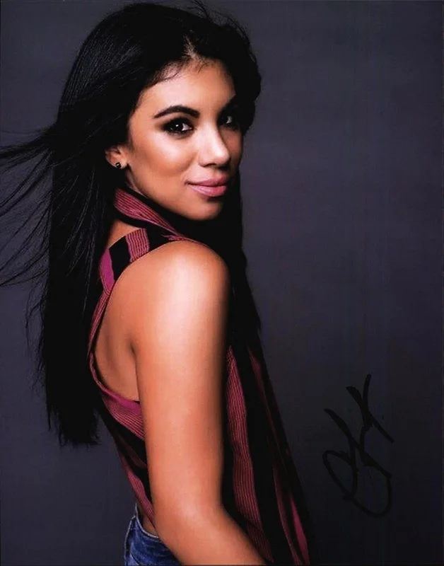 Chrissie Fit — Chrissie Fit authentic signed celebrity 8x10 photo W/Cert Autographed D11