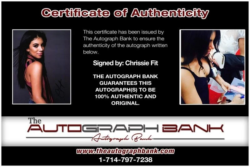 Chrissie Fit — Chrissie Fit authentic signed celebrity 8x10 photo W/Cert Autographed D11, image 2