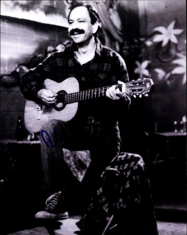 Cheech Marin — Cheech authentic signed celebrity 8x10 photo W/Cert Autographed 42216b1