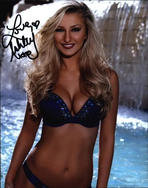 Ashley Fisher — Ashley Fisher authentic signed model 8x10 photo W/Cert Autographed A0015