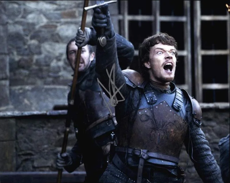 Alfie Allen — Alfie Allen authentic signed celebrity 8x10 W/Certificate Autographed (A0001)