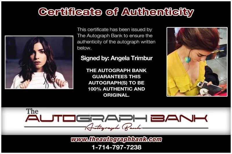 Angela Trimbur — Angela Trimbur authentic signed celebrity 8x10 photo W/Cert Autographed D10, изображение 2
