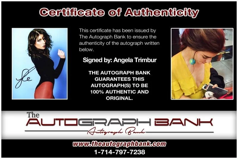 Angela Trimbur — Angela Trimbur authentic signed celebrity 8x10 photo W/Cert Autographed D3, изображение 2