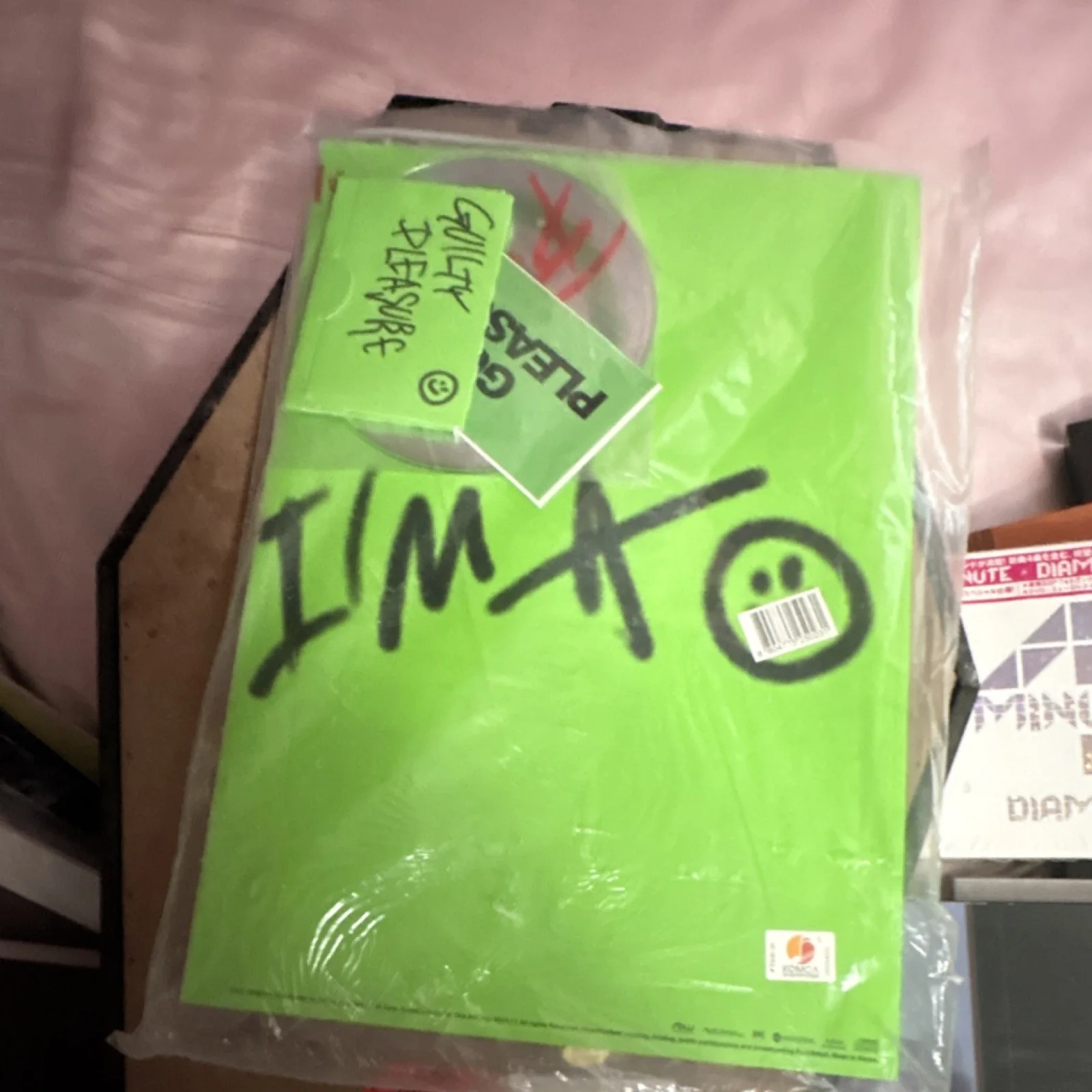 Hwasa Guilty Pleasure Autographed Original K-pop Music Album, image 2
