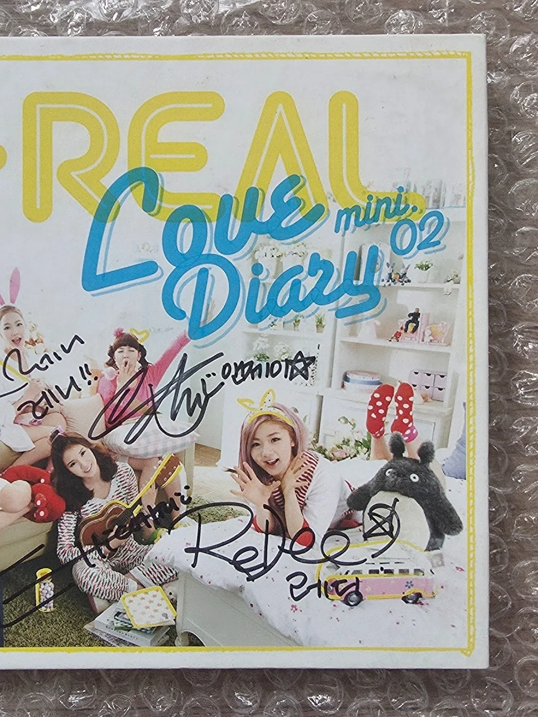C-Real Promo 2nd Mini Love Diary Album Autographed Hand Signed, image 3